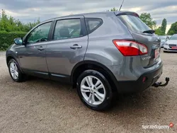 Srebrny Używany 2012 Nissan Qashqai SUV | 37 900 zł (Uczciwa cena)