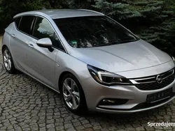 Srebrny (metalik) Używany 2016 Opel Astra Hatchback | 42 900 zł (Uczciwa cena)