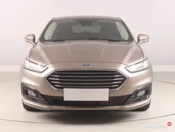 Złoty Używany 2019 Ford Mondeo Hatchback | 62 999 zł (Uczciwa cena)