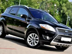 Czarny (metalik) Używany 2010 Ford Kuga SUV | 27 900 zł (Uczciwa cena)