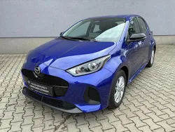 Blue glass Używany 2024 Mazda 2 Hatchback | 95 900 zł (Uczciwa cena)