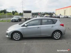 Szary Używany 2015 Toyota Auris Hatchback | 38 900 zł (Uczciwa cena)