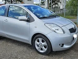 Srebrny Używany 2006 Toyota Yaris Hatchback | 14 900 zł (Dość drogi)
