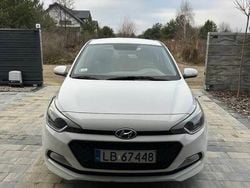 Biały Używany 2016 Hyundai i20 Hatchback | 33 000 zł (Uczciwa cena)