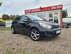 Czarny Używany 2013 Kia Rio 2 Hatchback | 18 900 zł (Uczciwa cena)