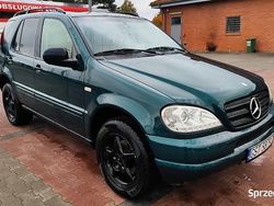 Zielony Używany 1999 Mercedes ML320 SUV | 13 900 zł