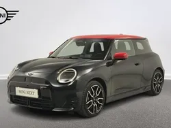 Legend grey metalizowany Używany 2023 Mini Cooper SE Hatchback | 169 900 zł (Uczciwa cena)