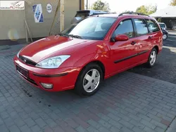 Czerwony Używany 2003 Ford Focus Sedan/Limuzyna | 8700 zł