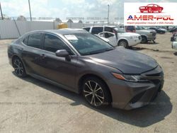 Szary Używany 2018 Toyota Camry Sedan/Limuzyna | 74 000 zł