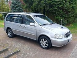 Srebrny (metalik) Używany 2006 Kia Carnival 2 Minivan | 7970 zł