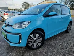 Niebieski Używany 2023 VW e-up! Hatchback | 48 300 zł