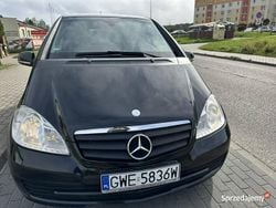 Czarny Używany 2010 Mercedes A150 Hatchback | 13 500 zł (Dobra cena)