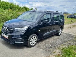 Czarny Używany 2019 Opel Combo Minivan | 59 999 zł (Dość drogi)