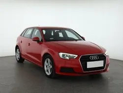 Czerwony Używany 2020 Audi A3 Hatchback | 71 499 zł (Super Cena)