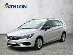 Srebrny (metalik) Używany 2021 Opel Astra Kombi | 47 900 zł (Dobra cena)
