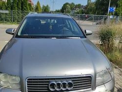 Szary Używany 2003 Audi A4 Kombi | 11 000 zł