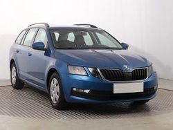 Niebieski Używany 2018 Skoda Octavia Kombi | 39 999 zł (Dobra cena)