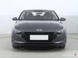 Szary Używany 2023 Hyundai Elantra Sedan/Limuzyna | 79 999 zł (Dobra cena)