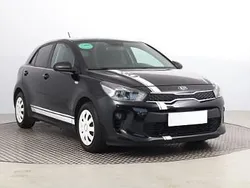 Czarny Używany 2019 Kia Rio Hatchback | 38 999 zł (Uczciwa cena)