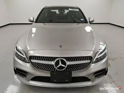 Używany 2020 Mercedes C300 | 75 000 zł