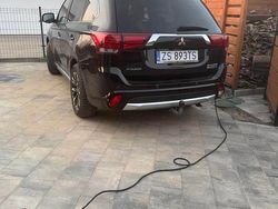 Używany 2016 Mitsubishi Outlander P-HEV | 65 000 zł (Dobra cena)