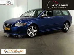 Niebieski Używany 2010 Volvo V50 Kombi | 42 900 zł
