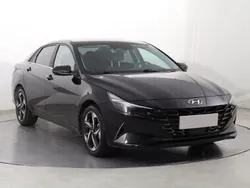 Czarny Używany 2021 Hyundai Elantra Sedan/Limuzyna | 71 999 zł (Dość drogi)