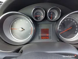 Srebrny Używany 2010 Opel Insignia Kombi | 18 500 zł (Uczciwa cena)