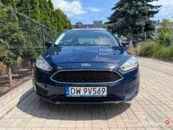 Niebieski Używany 2015 Ford Focus Sedan/Limuzyna | 39 900 zł