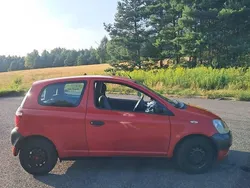 Czerwony Używany 2002 Toyota Yaris Hatchback | 3000 zł (Uczciwa cena)
