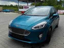 Niebieski Używany 2017 Ford Fiesta Titanium Hatchback | 33 200 zł (Uczciwa cena)