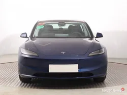 Niebieski Używany 2023 Tesla Model 3 Standard Range Sedan/Limuzyna | 159 999 zł