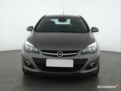 Szary Używany 2017 Opel Astra Sedan/Limuzyna | 33 999 zł (Dobra cena)