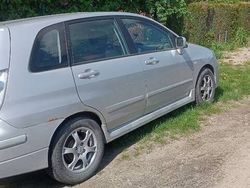 Srebrny Używany 2005 Suzuki Liana Sedan/Limuzyna | 2000 zł