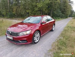 Czerwony Używany 2019 VW Passat Sedan/Limuzyna | 73 700 zł (Dobra cena)