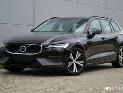 Czarny Używany 2022 Volvo V60 Kombi | 76 137 zł