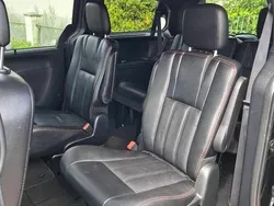 Czarny Używany 2016 Dodge Grand Caravan Minivan | 45 000 zł (Super Cena)