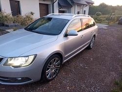 Srebrny Używany 2014 Skoda Superb Kombi | 46 900 zł (Dobra cena)