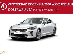 Biały (metalik) Używany 2020 Kia Stinger Hatchback | 183 730 zł