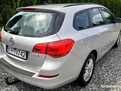 Srebrny Używany 2012 Opel Astra Cosmo Kombi | 14 700 zł (Uczciwa cena)