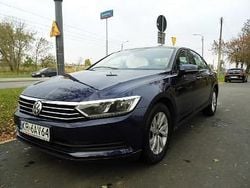 Granatowy Używany 2017 VW Passat Sedan/Limuzyna | 42 900 zł (Super Cena)