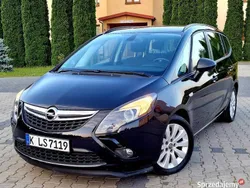 Czarny Używany 2012 Opel Zafira Minivan | 31 700 zł (Uczciwa cena)