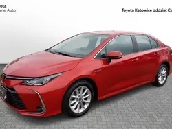 Czerwony Używany 2020 Toyota Corolla Comfort Sedan/Limuzyna | 95 900 zł