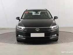 Czarny Używany 2016 VW Passat Kombi | 48 999 zł (Dobra cena)