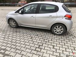 Używany 2016 Peugeot 208 Hatchback | 27 900 zł (Dość drogi)