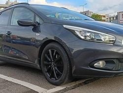 Grafitowy Używany 2013 Kia Ceed Kombi | 28 000 zł (Uczciwa cena)