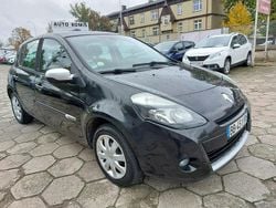 Czarny Używany 2010 Renault Clio II Hatchback | 9600 zł (Uczciwa cena)