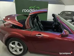 Bordowy Używany 2009 Mazda MX5 Inclusive Kabriolet | 38 900 zł