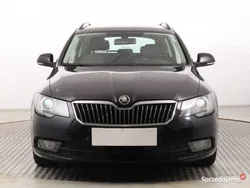 Czarny Używany 2014 Skoda Superb Kombi | 31 999 zł (Dobra cena)