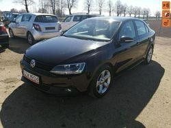 Czarny Używany 2011 VW Jetta Sedan/Limuzyna | 19 900 zł (Uczciwa cena)